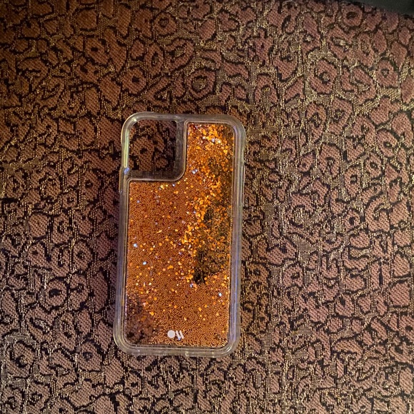 Phone case for I Phone 11 - Picture 2 of 8